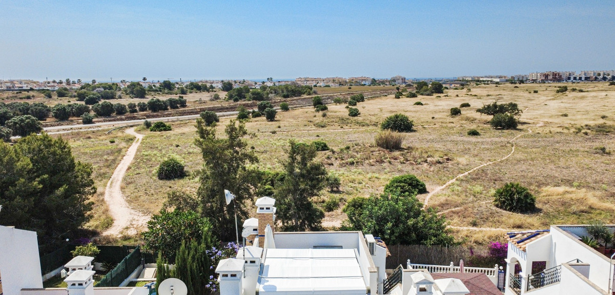 Se vende Apartamento en Planta Última de 2 dormitorios en Costa Blanca, Alicante, España