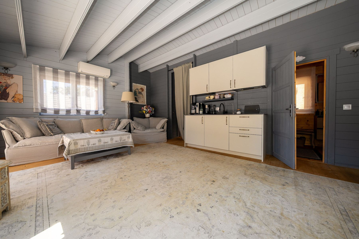 Se vende Villa - Chalet de 5 dormitorios en Costa Blanca, Alicante, España