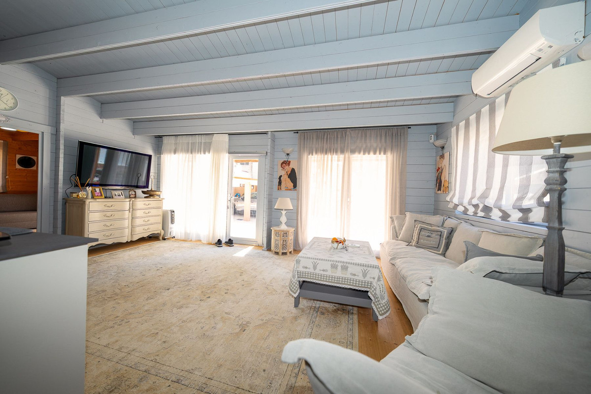 Se vende Villa - Chalet de 5 dormitorios en Costa Blanca, Alicante, España