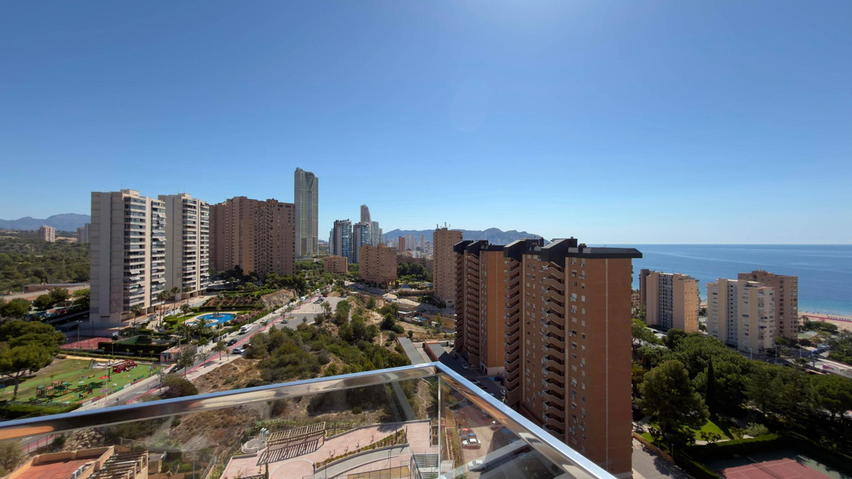 3 Bed Apartment for sale in Benidorm Costa Blanca, Alicante, Spain