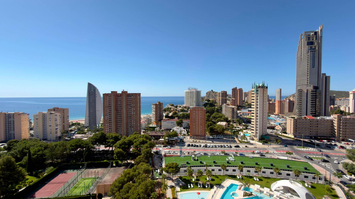 3 Bed Apartment for sale in Benidorm Costa Blanca, Alicante, Spain