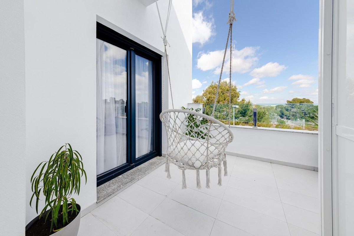 Se vende Villa - Chalet de 3 dormitorios en Costa Blanca, Alicante, España