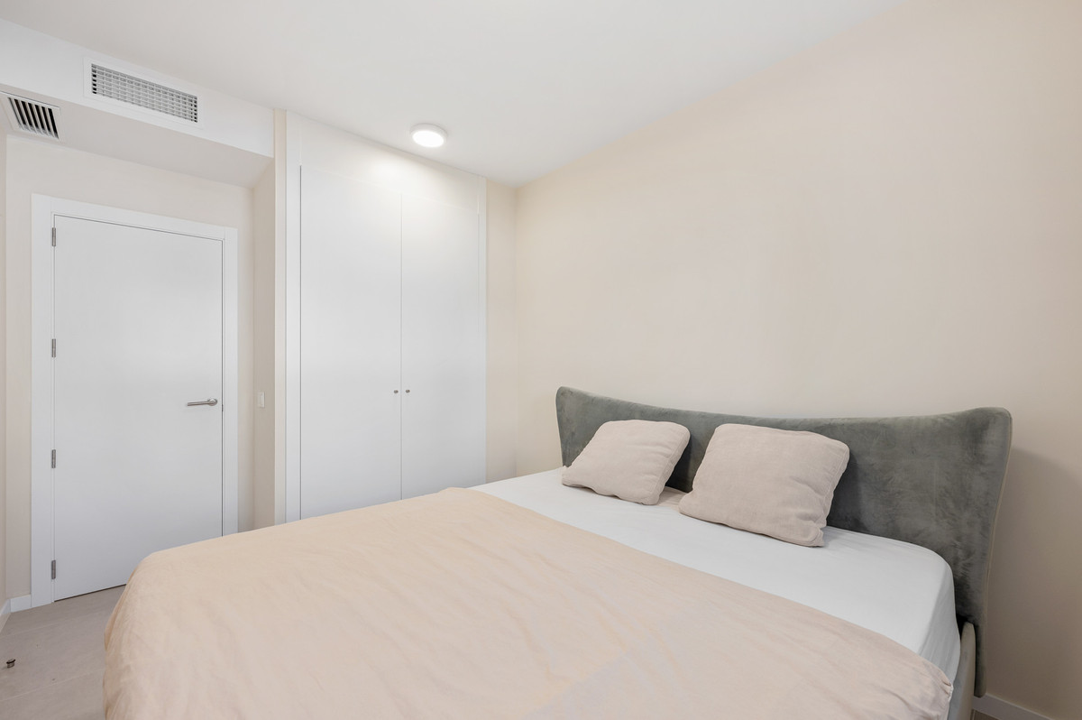 Se vende Apartamento Planta Baja de 2 dormitorios en Costa Del Sol, Málaga, España