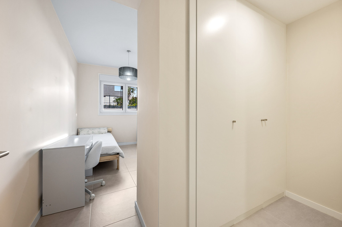 Se vende Apartamento Planta Baja de 2 dormitorios en Costa Del Sol, Málaga, España