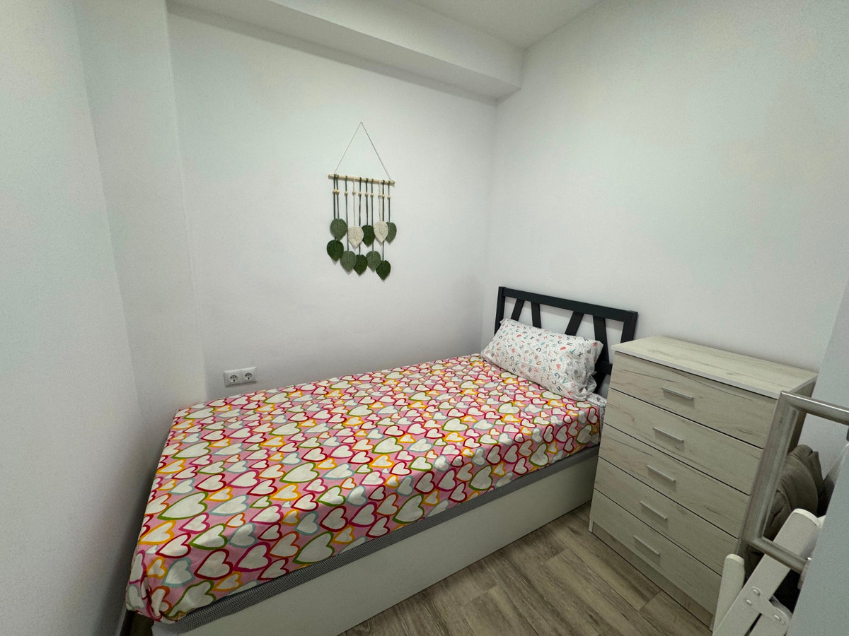 Se vende Apartamento Planta Media de 2 dormitorios en Costa Blanca, Alicante, España