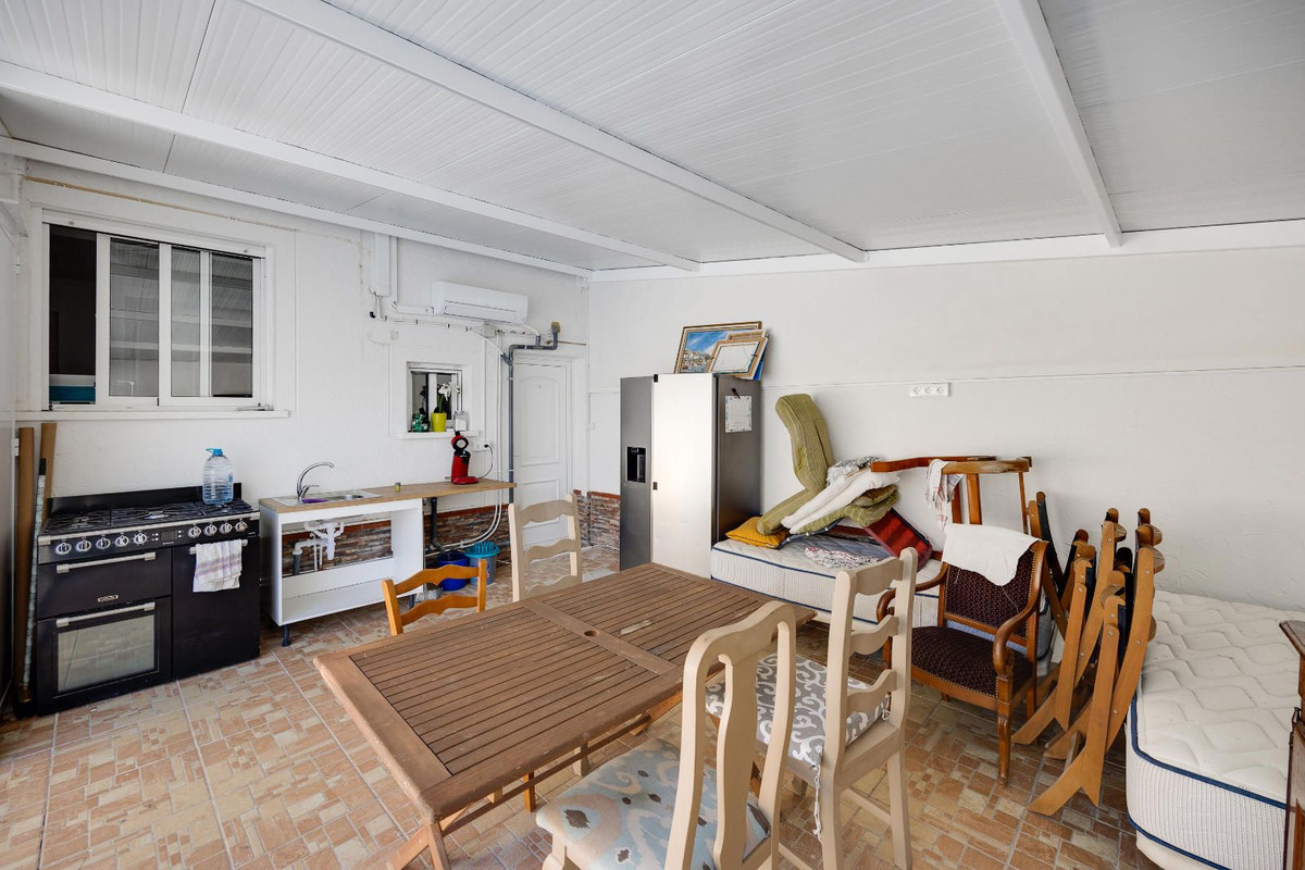 Se vende Villa - Chalet de 3 dormitorios en Costa Blanca, Alicante, España