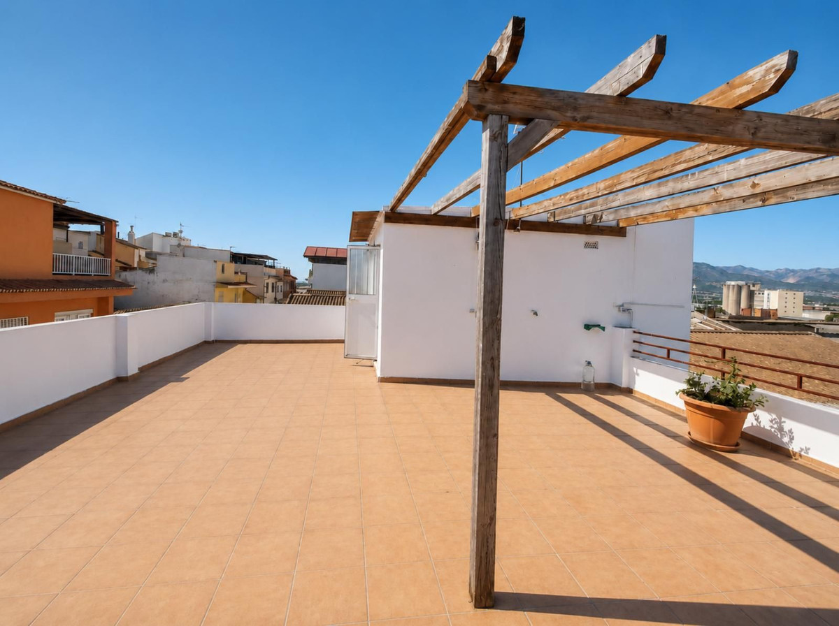 4 Bed Townhouse for sale in Los Prados Costa Del Sol, Málaga, Spain