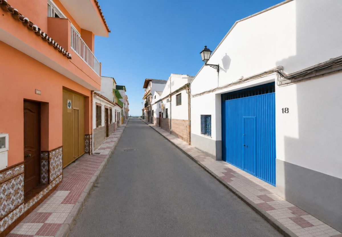 4 Bed Townhouse for sale in Los Prados Costa Del Sol, Málaga, Spain