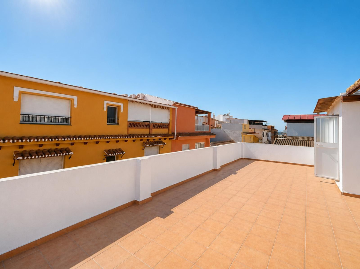 4 Bed Townhouse for sale in Los Prados Costa Del Sol, Málaga, Spain