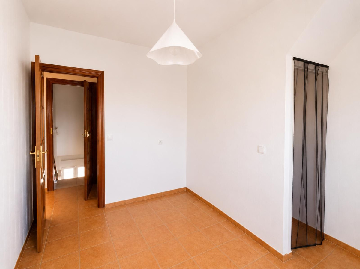 4 Bed Townhouse for sale in Los Prados Costa Del Sol, Málaga, Spain