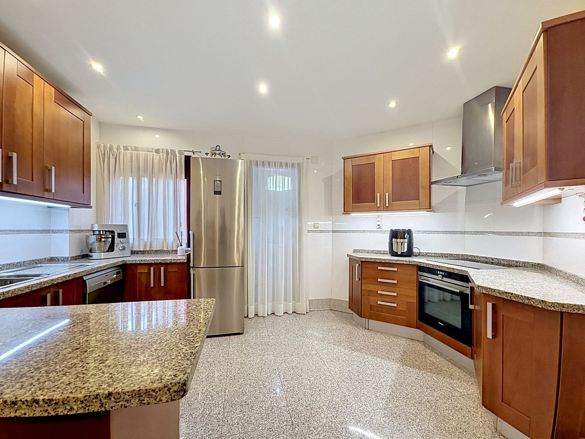 4 Bed Apartment for sale in Costalita Costa Del Sol, Málaga, Spain