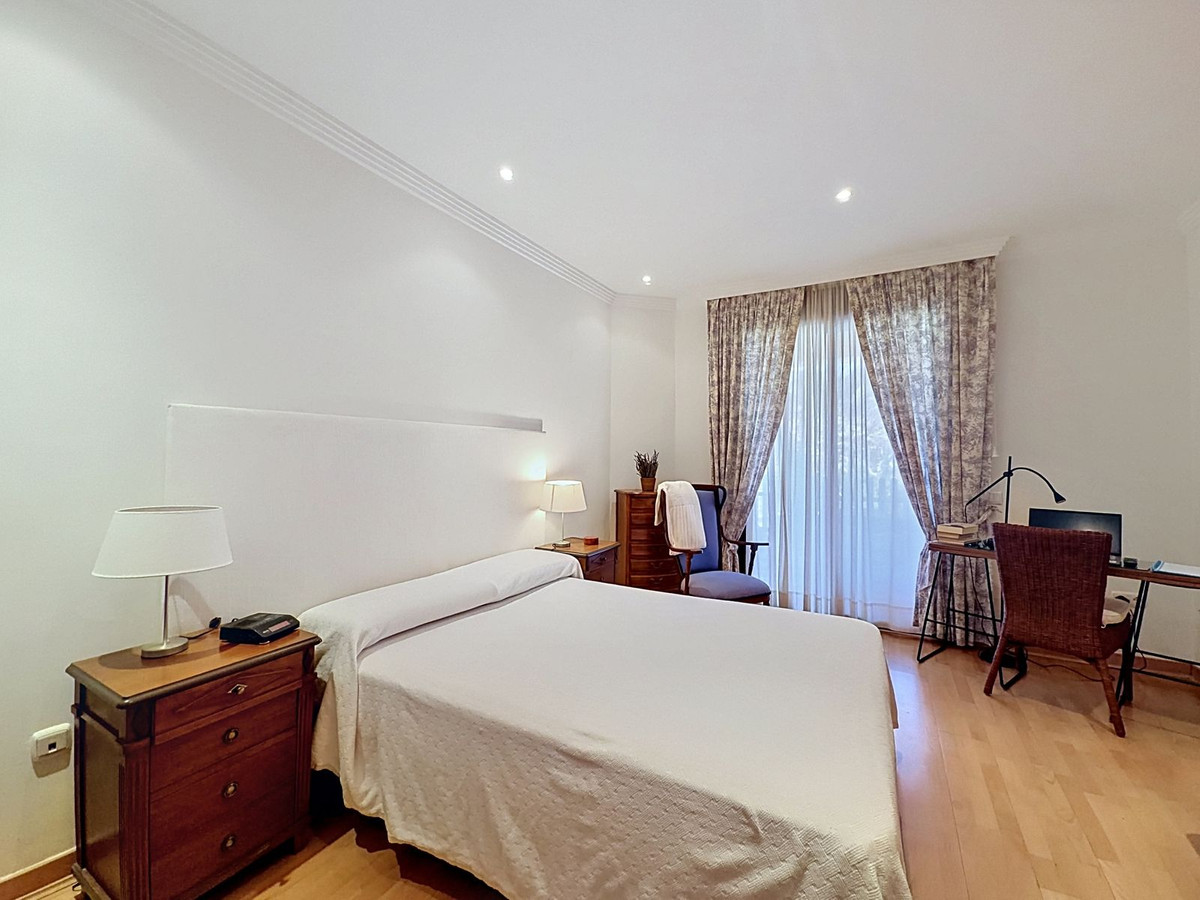 4 Bed Apartment for sale in Costalita Costa Del Sol, Málaga, Spain
