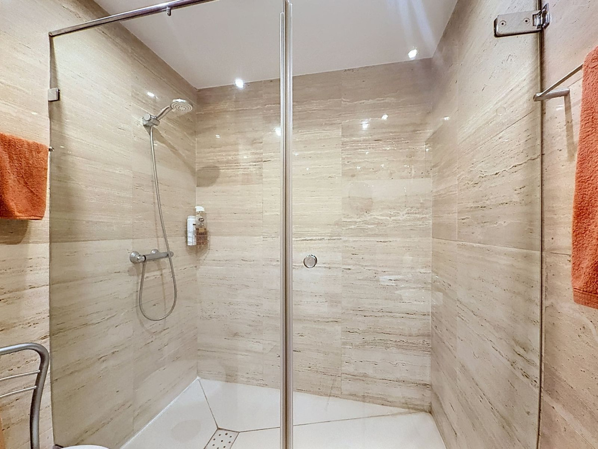 4 Bed Apartment for sale in Costalita Costa Del Sol, Málaga, Spain