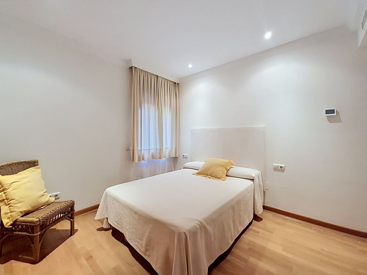 4 Bed Apartment for sale in Costalita Costa Del Sol, Málaga, Spain