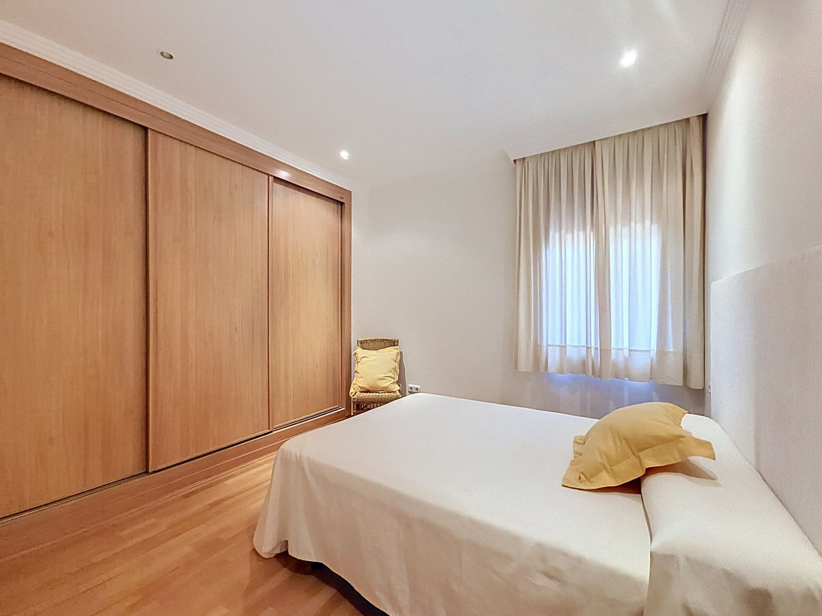 4 Bed Apartment for sale in Costalita Costa Del Sol, Málaga, Spain