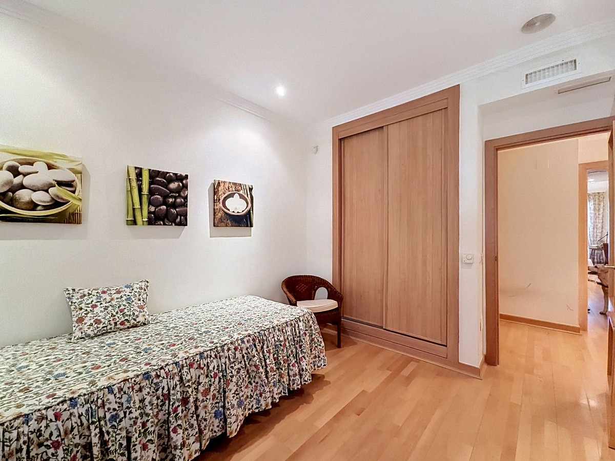 4 Bed Apartment for sale in Costalita Costa Del Sol, Málaga, Spain