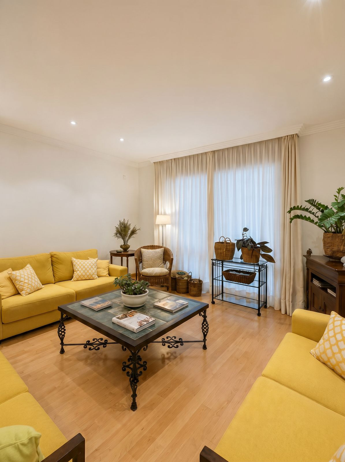 4 Bed Apartment for sale in Costalita Costa Del Sol, Málaga, Spain