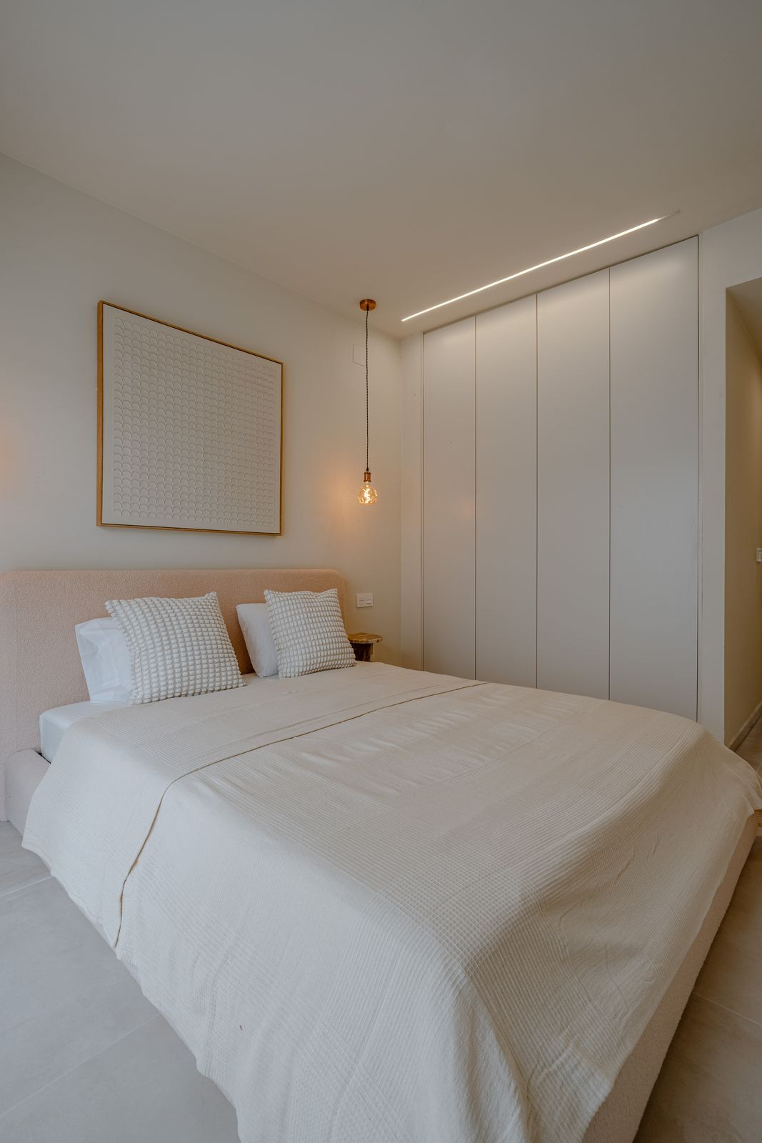 2 Bed Apartment for sale in Nueva Andalucía Costa Del Sol, Málaga, Spain