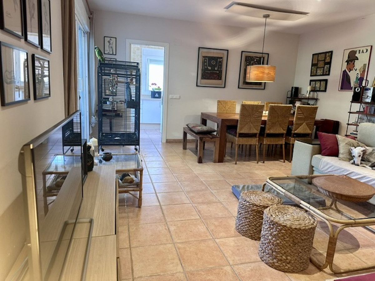 3 Bed Townhouse for sale in Estepona Costa Del Sol, Málaga, Spain