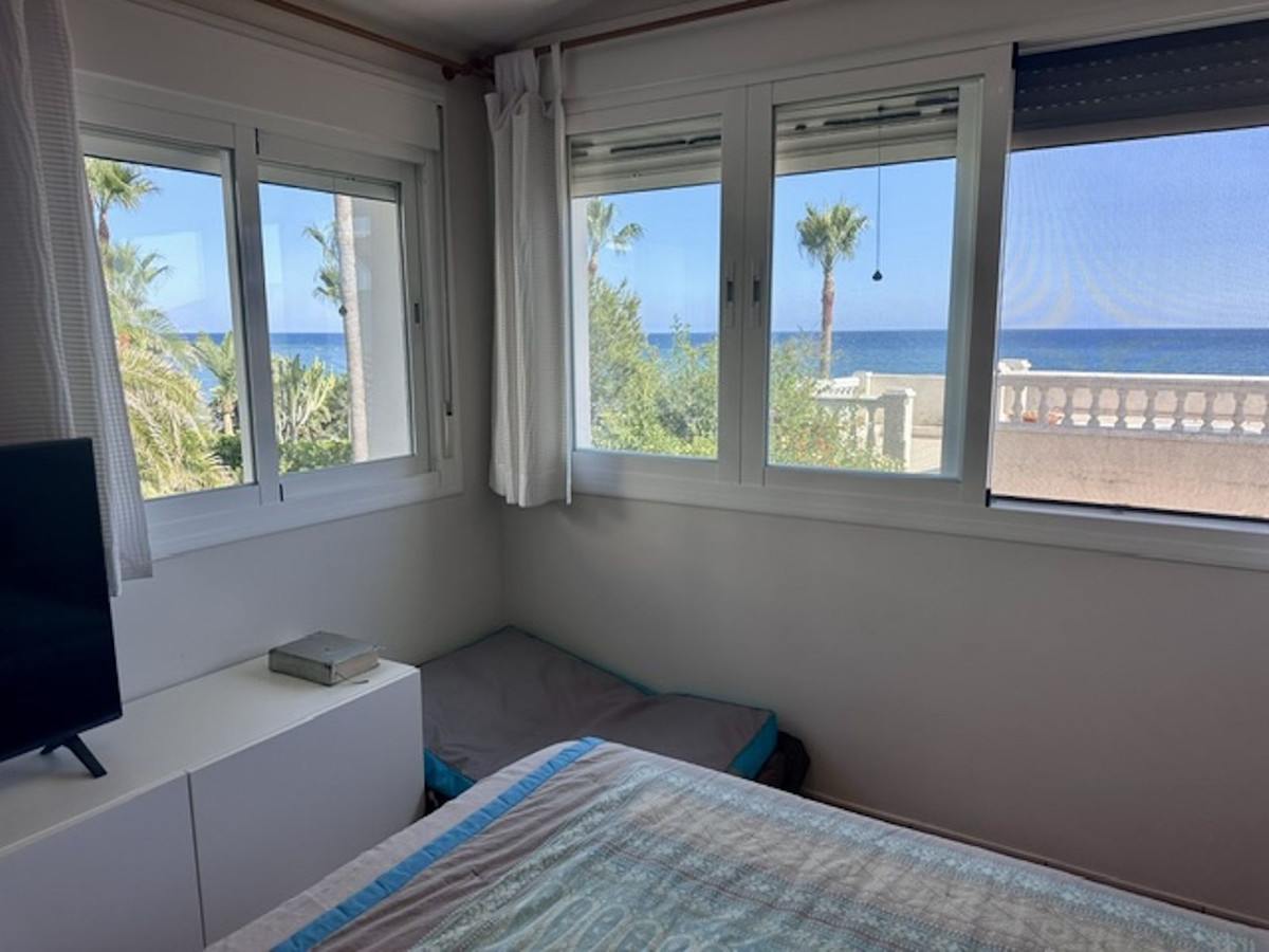 3 Bed Townhouse for sale in Estepona Costa Del Sol, Málaga, Spain