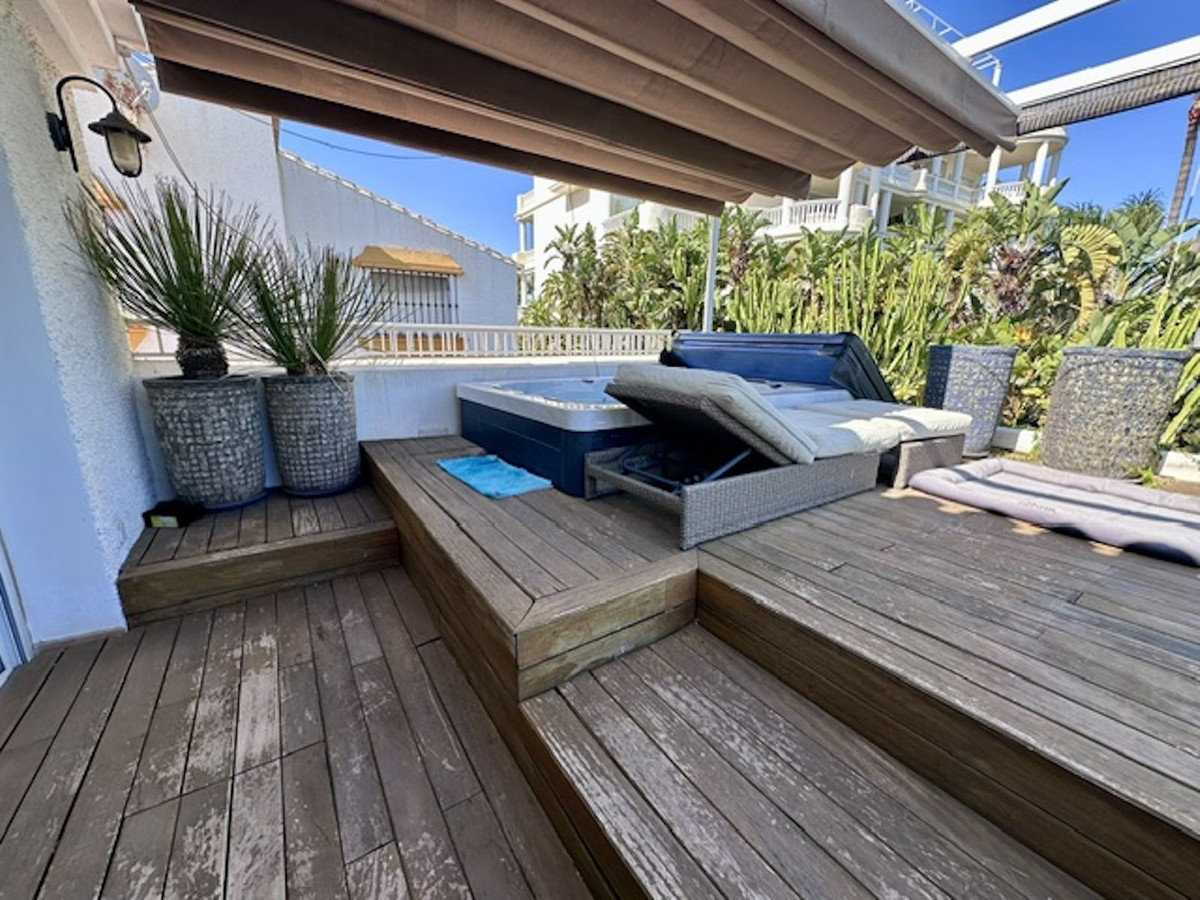 3 Bed Townhouse for sale in Estepona Costa Del Sol, Málaga, Spain
