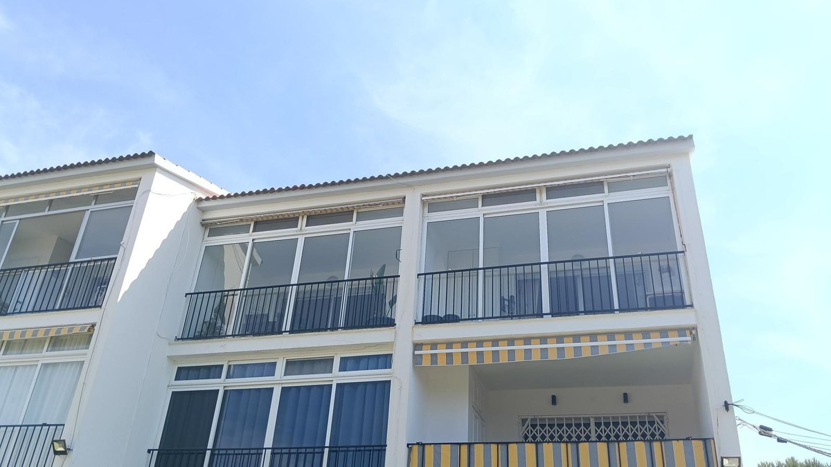 2 Bed Apartment for sale in El Faro Costa Del Sol, Málaga, Spain