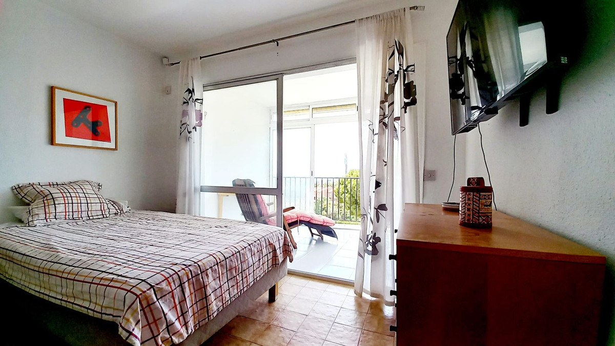 2 Bed Apartment for sale in El Faro Costa Del Sol, Málaga, Spain