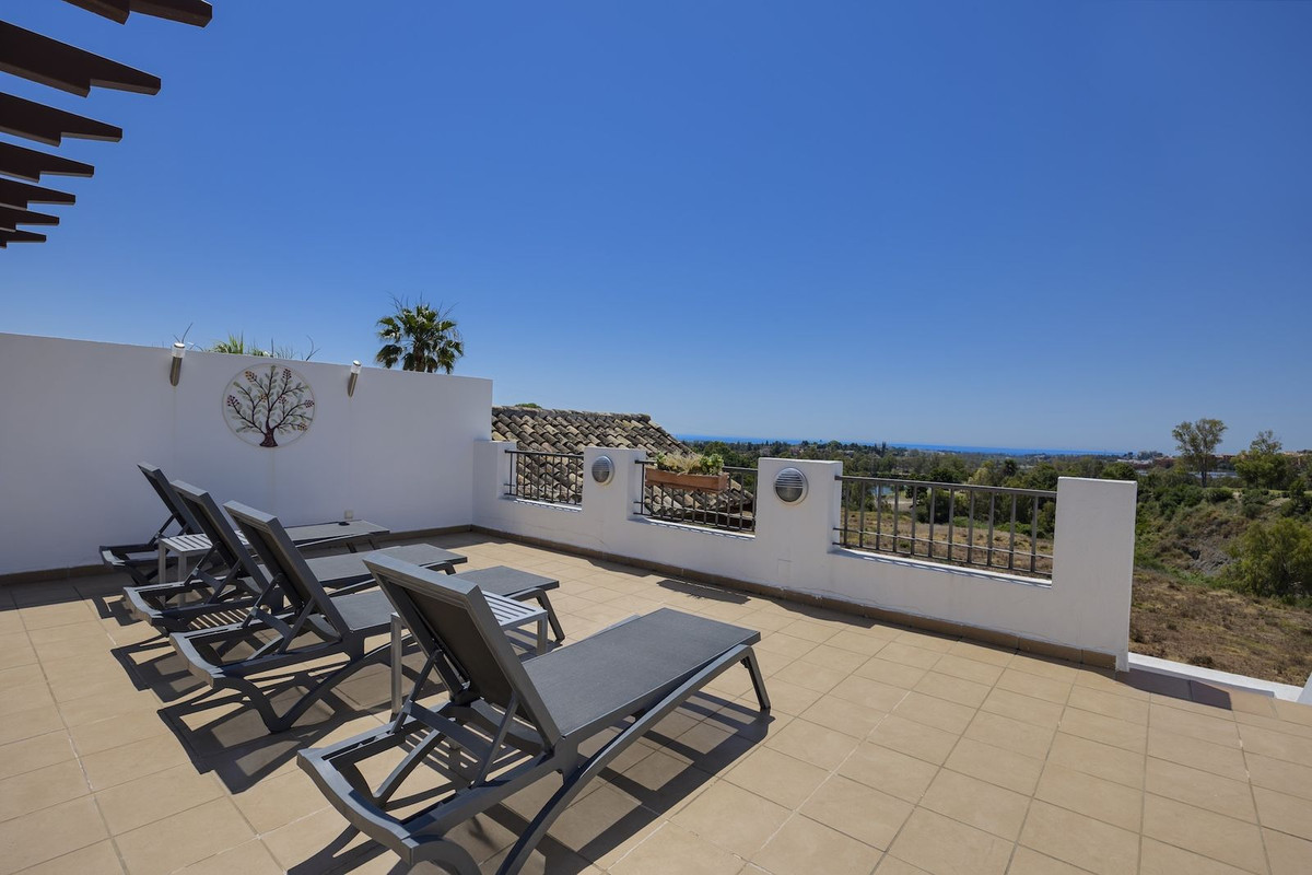 3 Bed Apartment for sale in Los Arqueros Costa Del Sol, Málaga, Spain