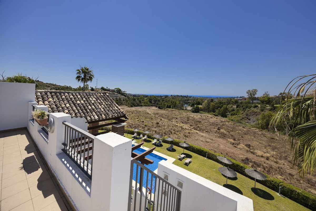 3 Bed Apartment for sale in Los Arqueros Costa Del Sol, Málaga, Spain