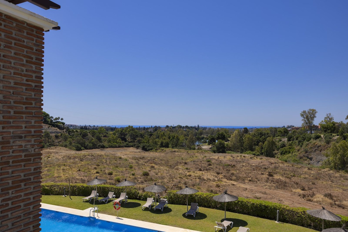 3 Bed Apartment for sale in Los Arqueros Costa Del Sol, Málaga, Spain