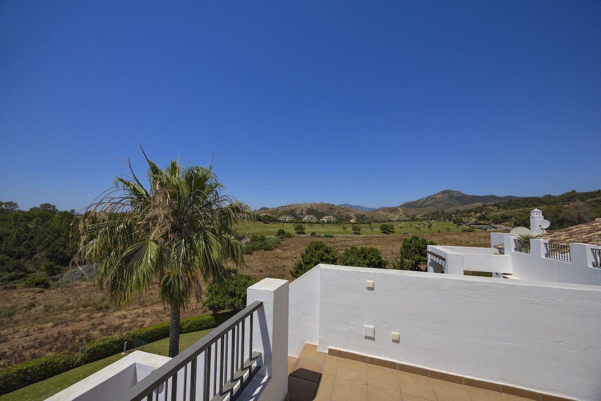 3 Bed Apartment for sale in Los Arqueros Costa Del Sol, Málaga, Spain