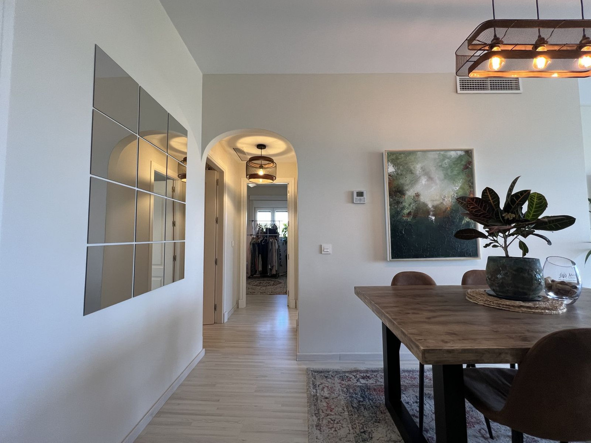 Se vende Apartamento Planta Media de 2 dormitorios en Costa Del Sol, Cadiz, España