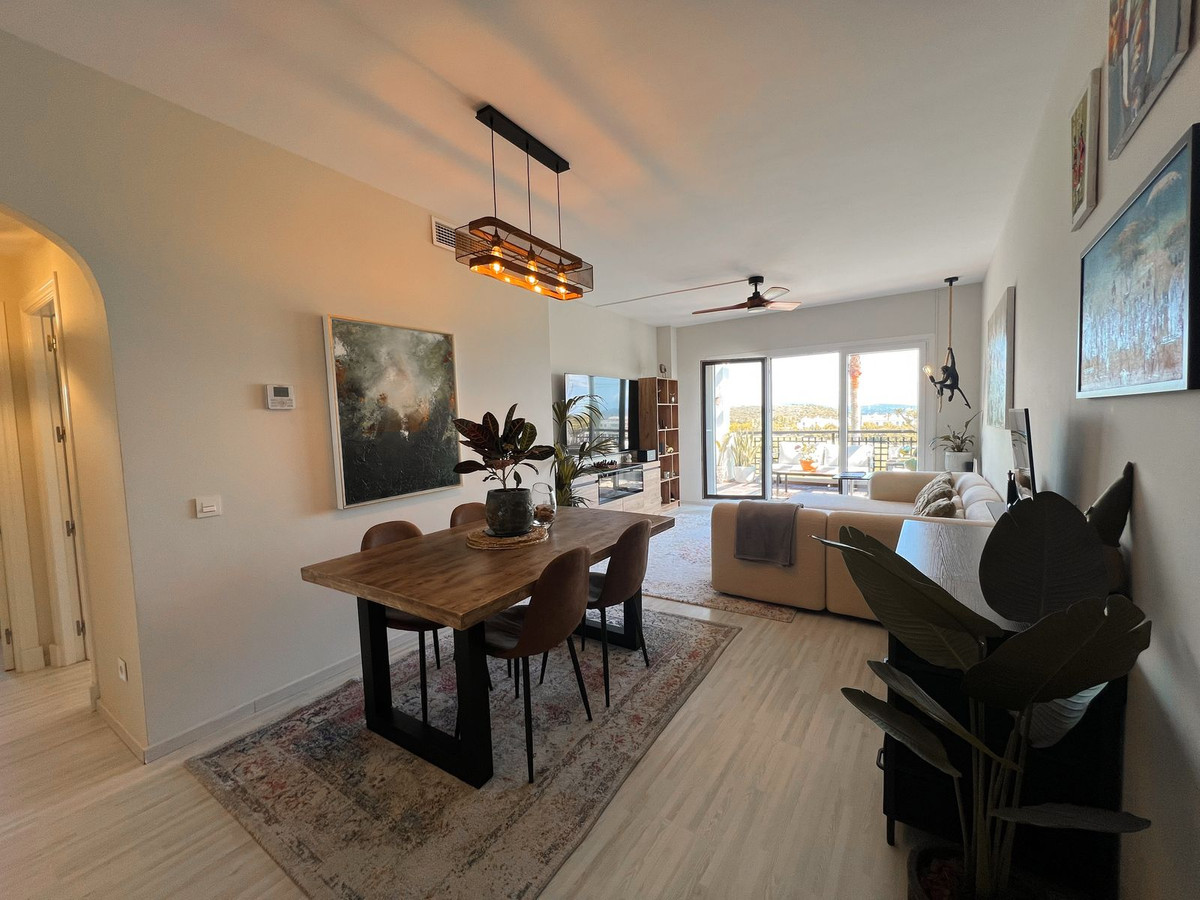Se vende Apartamento Planta Media de 2 dormitorios en Costa Del Sol, Cadiz, España