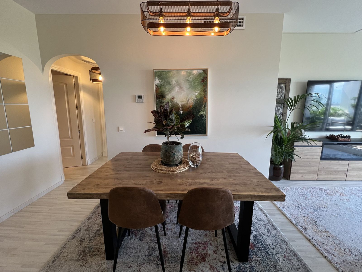 Se vende Apartamento Planta Media de 2 dormitorios en Costa Del Sol, Cadiz, España