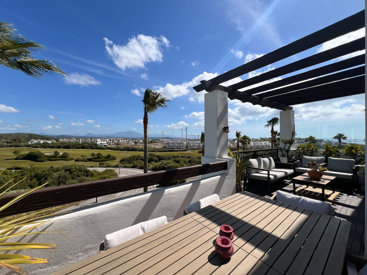 Se vende Apartamento Planta Media de 2 dormitorios en Costa Del Sol, Cadiz, España