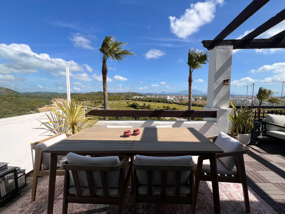 Se vende Apartamento Planta Media de 2 dormitorios en Costa Del Sol, Cadiz, España