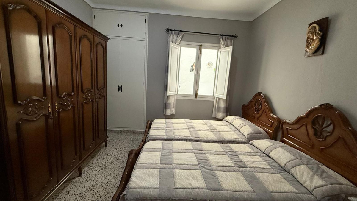 3 Bed Townhouse for sale in Guaro Costa Del Sol, Málaga, Spain