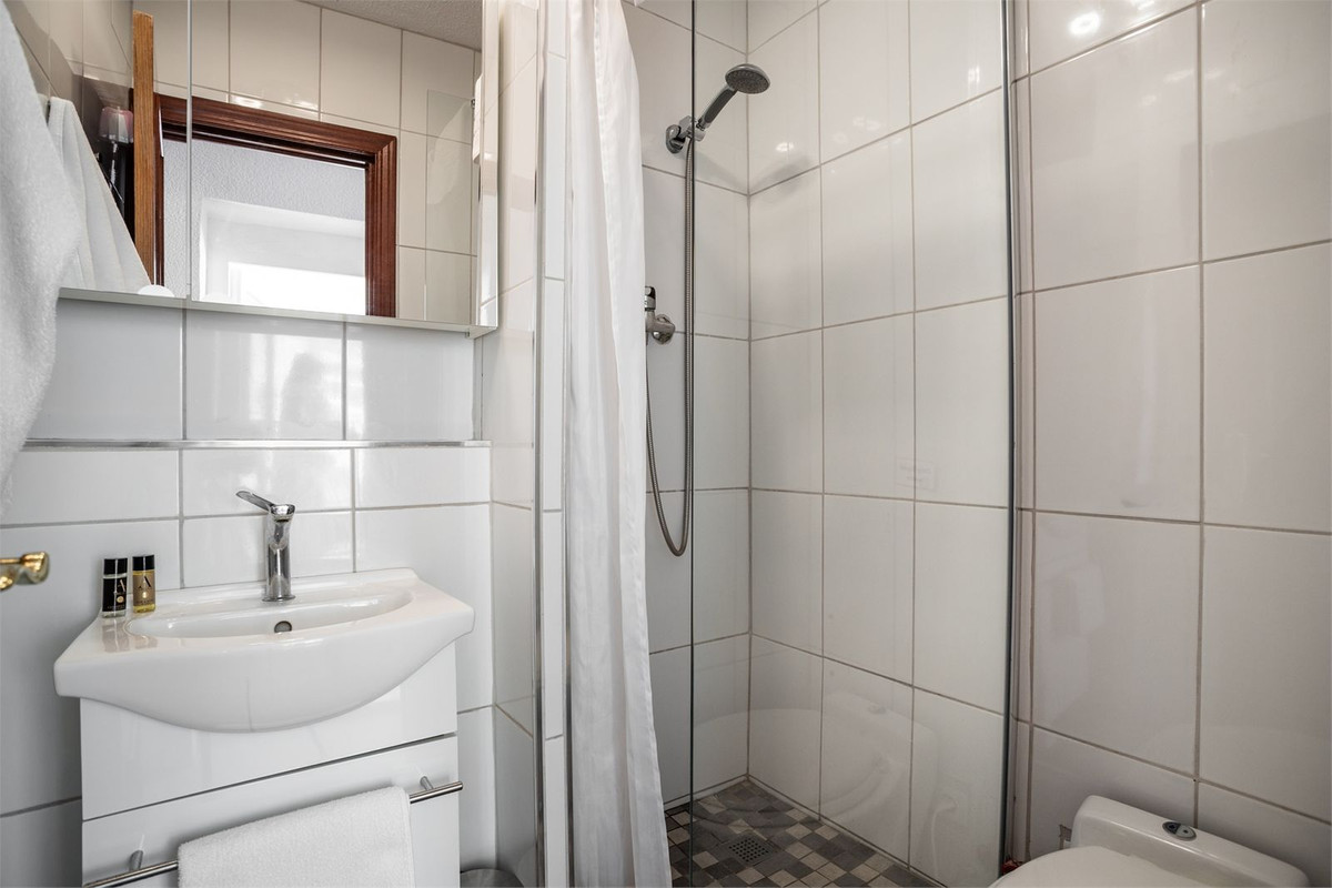 Se vende Apartamento en Planta Última de 3 dormitorios en Costa Del Sol, Málaga, España