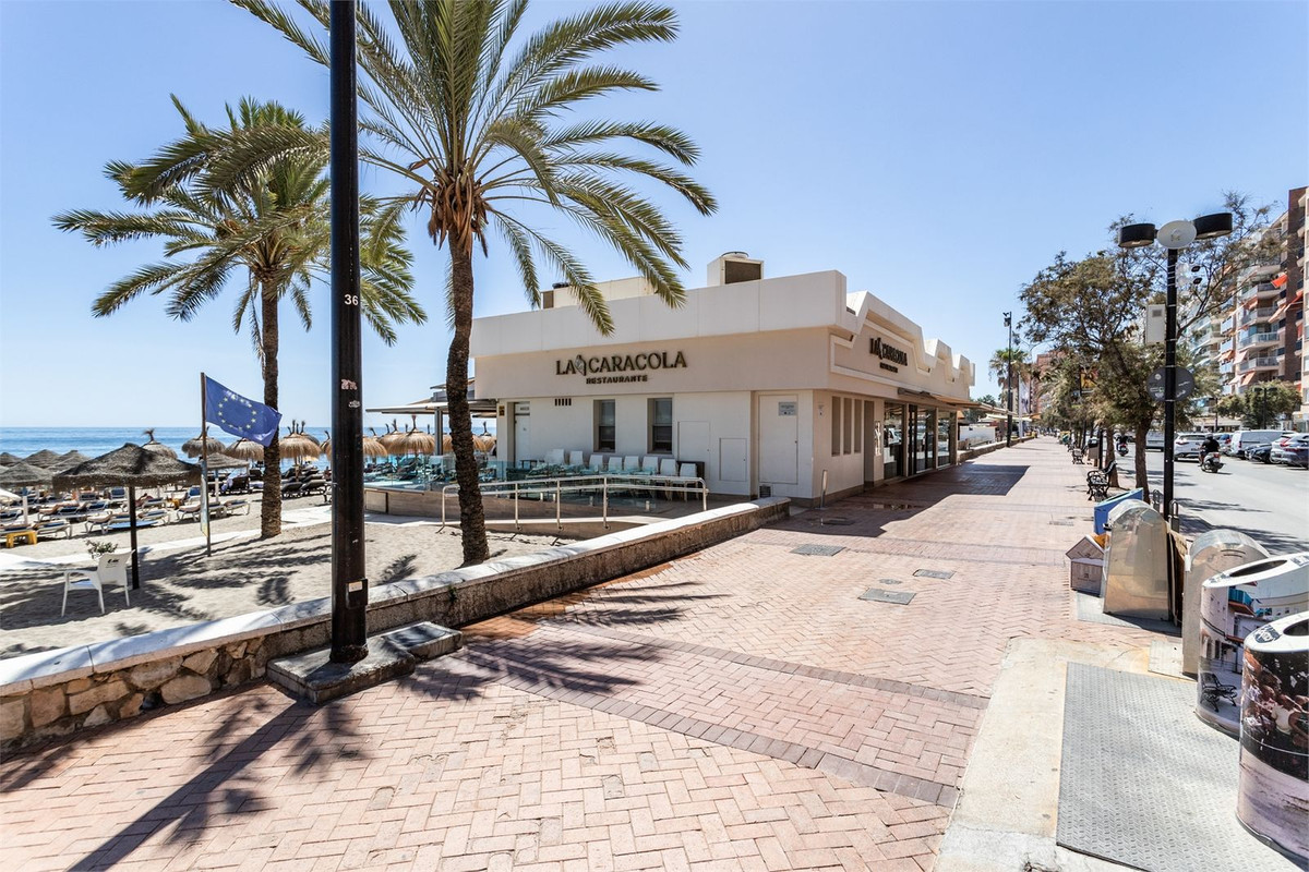 Se vende Apartamento en Planta Última de 3 dormitorios en Costa Del Sol, Málaga, España