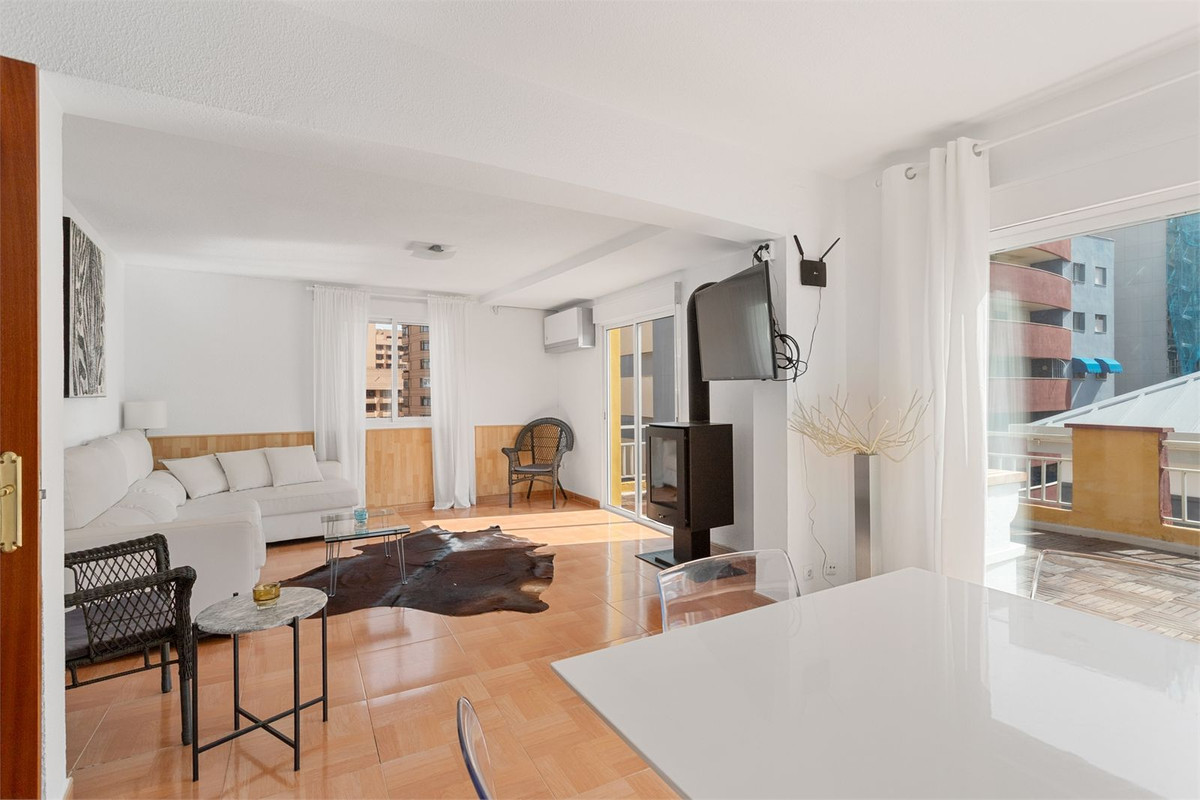 Se vende Apartamento en Planta Última de 3 dormitorios en Costa Del Sol, Málaga, España