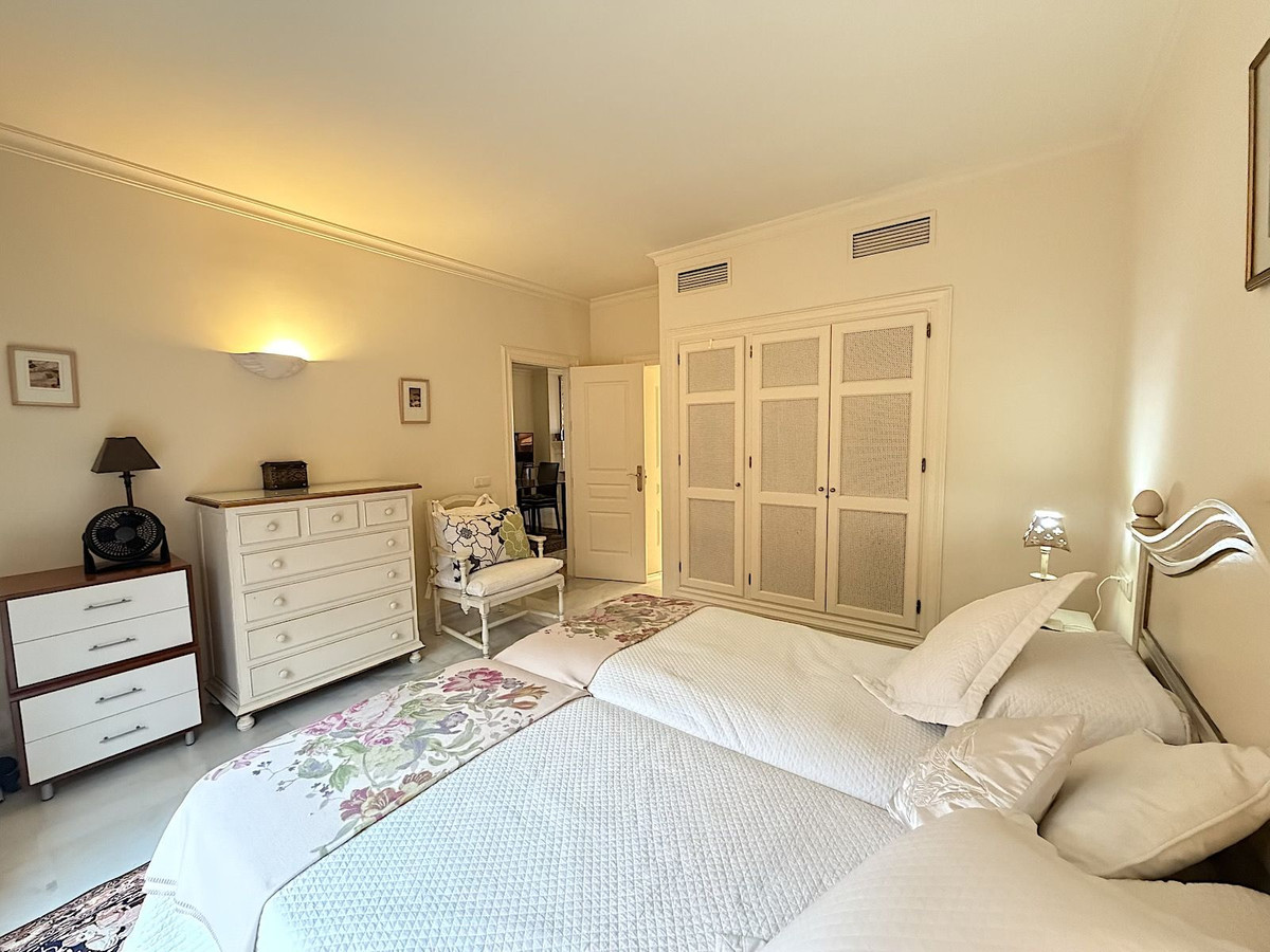 2 Bed Apartment for sale in Monte Halcones Costa Del Sol, Málaga, Spain