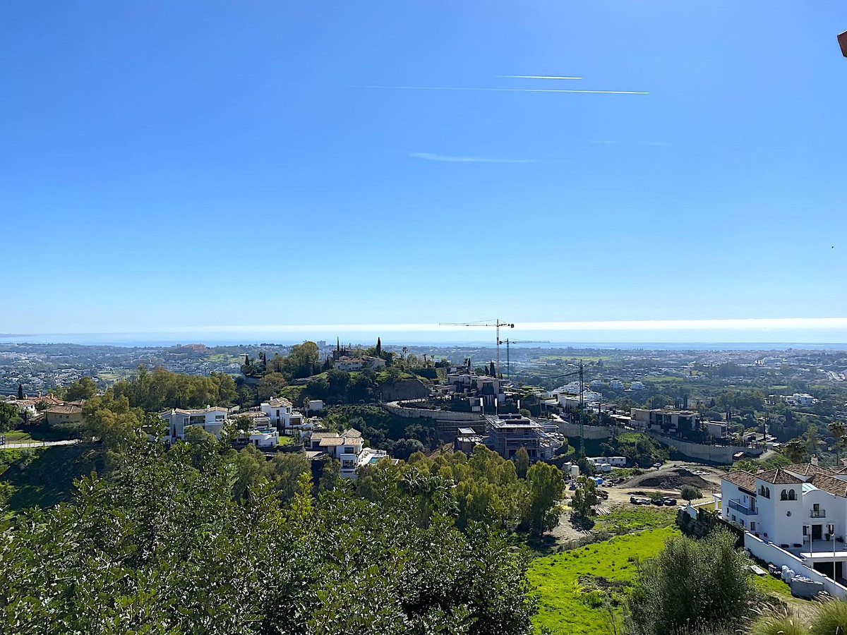 2 Bed Apartment for sale in Monte Halcones Costa Del Sol, Málaga, Spain
