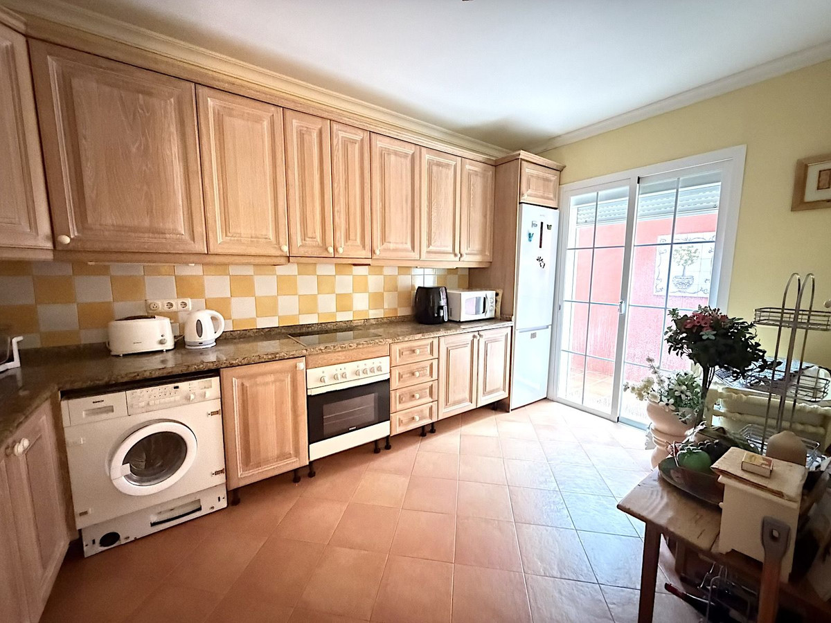 2 Bed Apartment for sale in Monte Halcones Costa Del Sol, Málaga, Spain