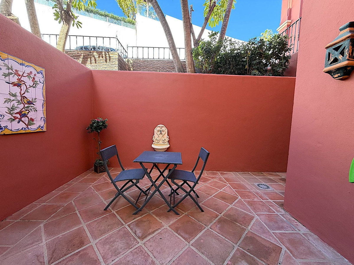 2 Bed Apartment for sale in Monte Halcones Costa Del Sol, Málaga, Spain