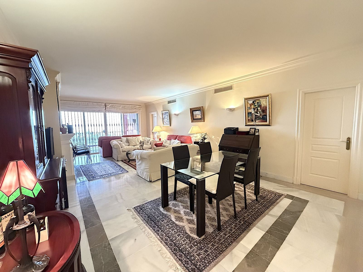 2 Bed Apartment for sale in Monte Halcones Costa Del Sol, Málaga, Spain