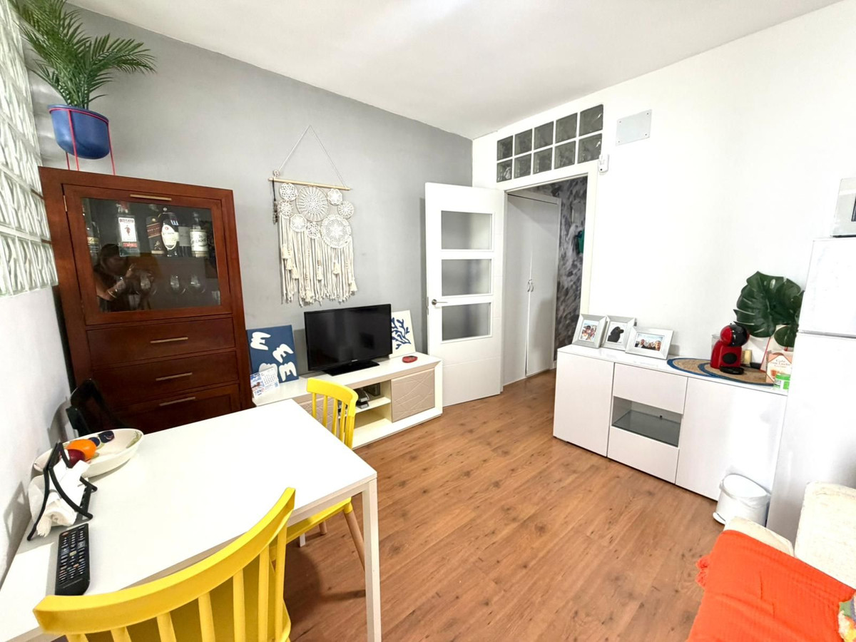 Se vende Apartamento Planta Media de 1 dormitorios en Costa Del Sol, Málaga, España