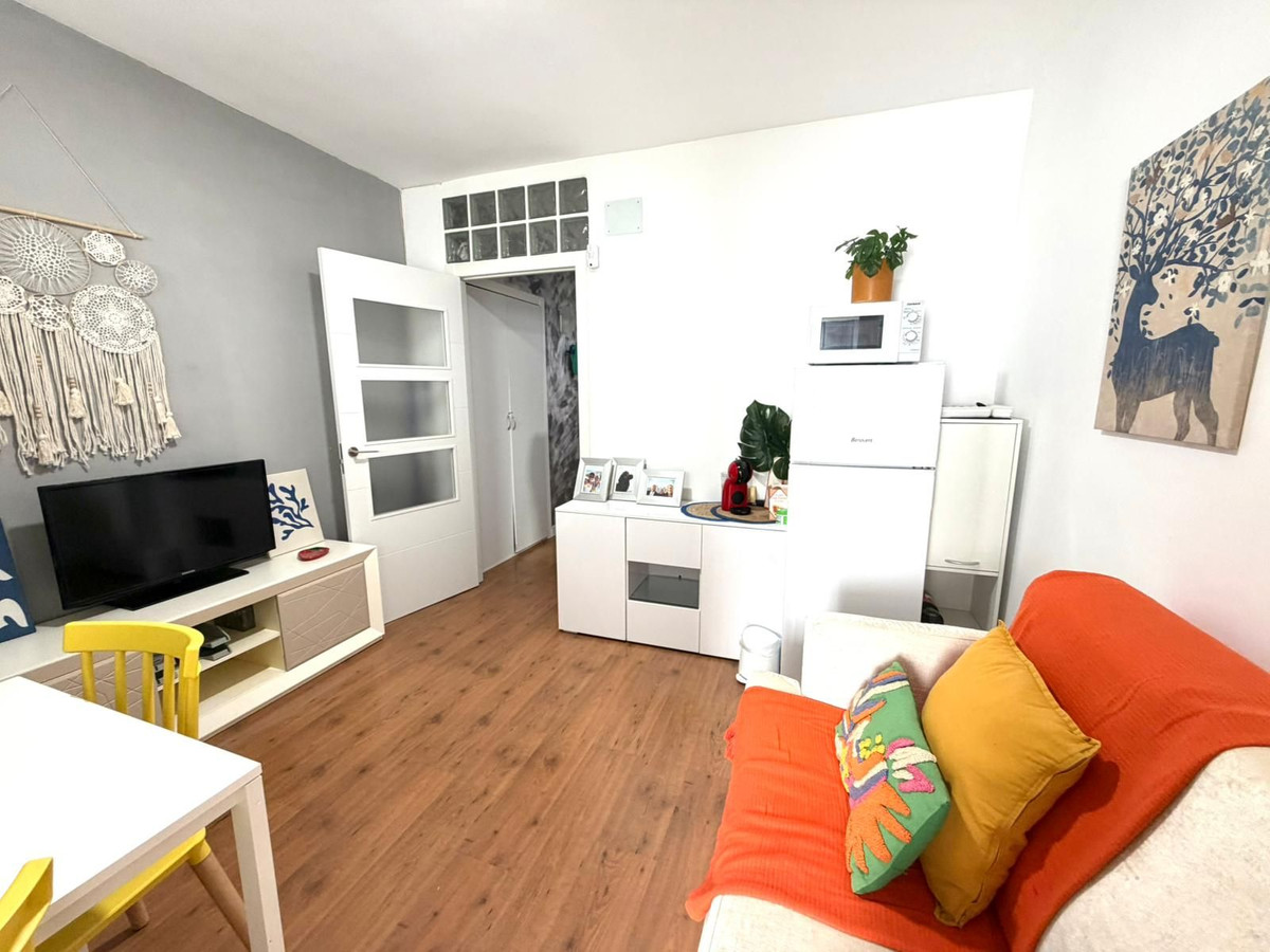 Se vende Apartamento Planta Media de 1 dormitorios en Costa Del Sol, Málaga, España