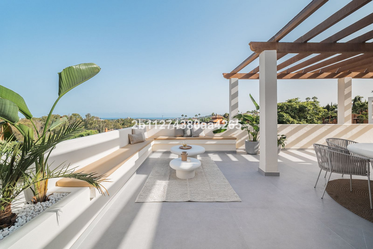 3 Bed Apartment for sale in Marbella Costa Del Sol, Málaga, Spain