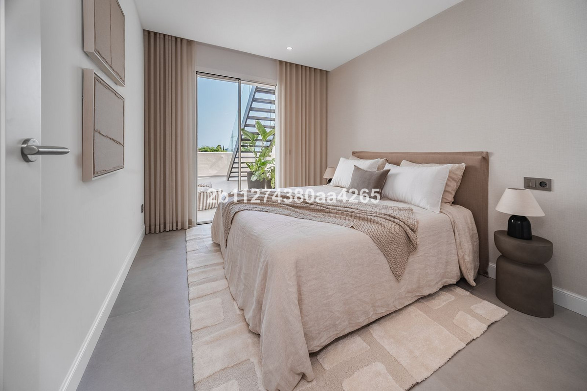 3 Bed Apartment for sale in Marbella Costa Del Sol, Málaga, Spain