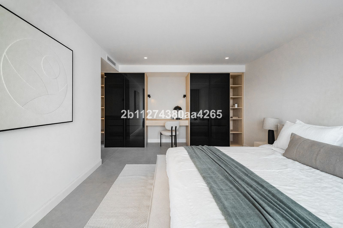 3 Bed Apartment for sale in Marbella Costa Del Sol, Málaga, Spain